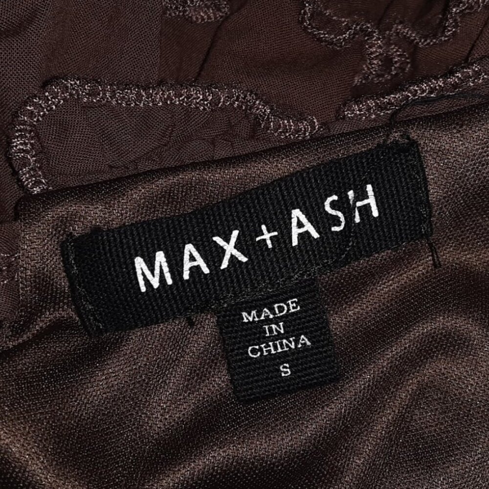Max & Ash - Picture 6 of 6